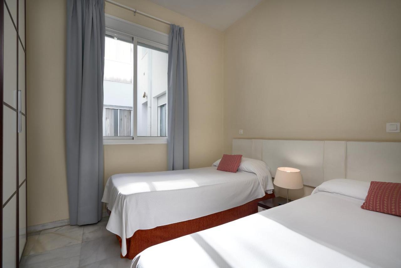 Apartamentos Las Cruces Sevilla Eksteriør billede