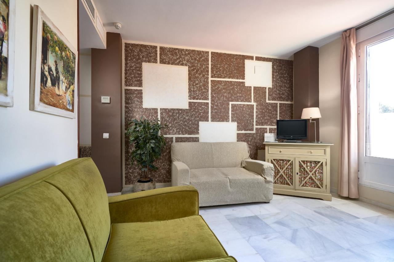 Apartamentos Las Cruces Sevilla Eksteriør billede