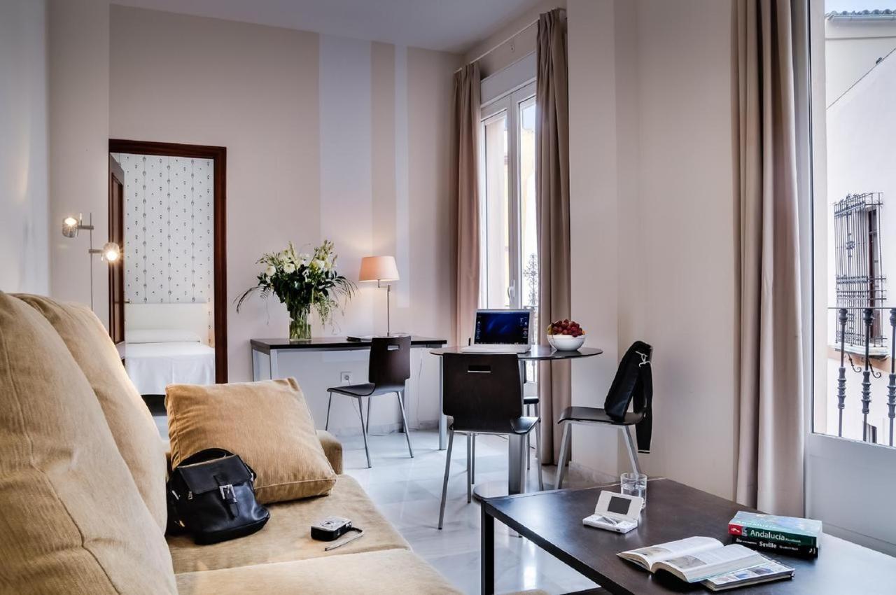 Apartamentos Las Cruces Sevilla Eksteriør billede