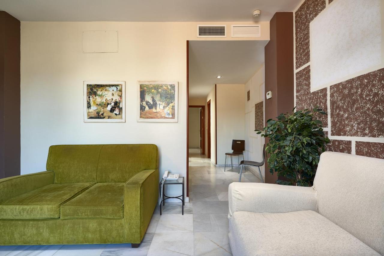 Apartamentos Las Cruces Sevilla Eksteriør billede