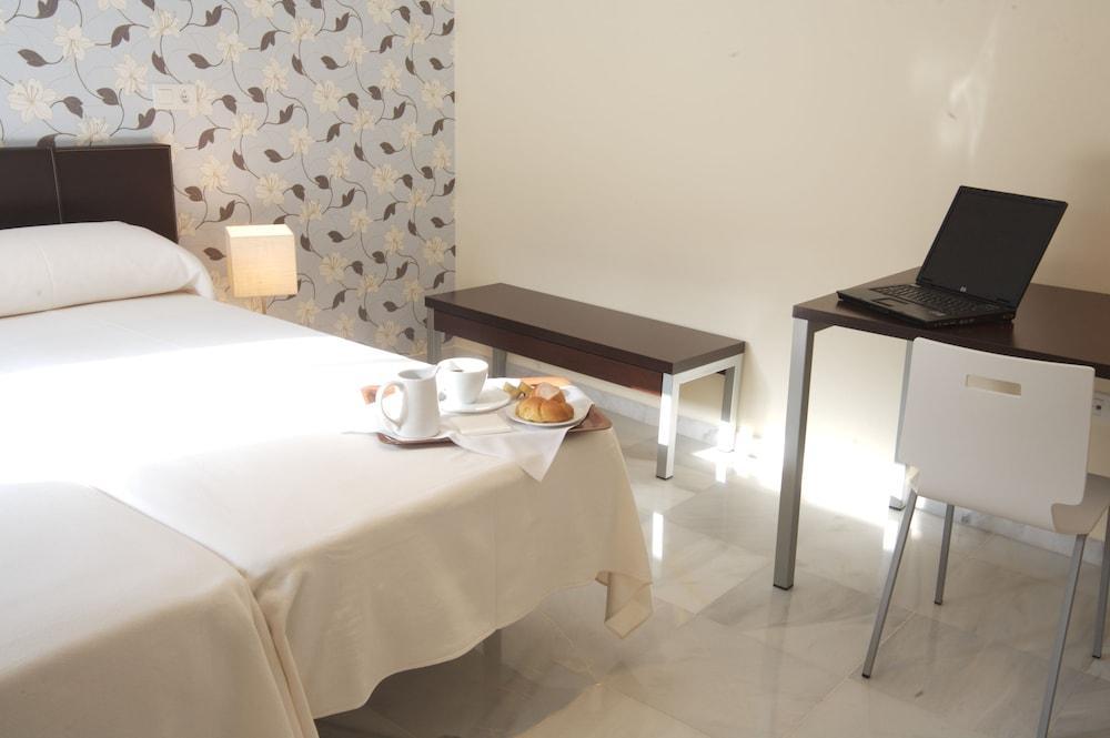 Apartamentos Las Cruces Sevilla Eksteriør billede
