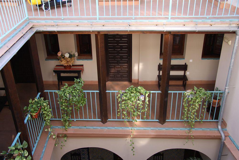 Apartamentos Las Cruces Sevilla Eksteriør billede