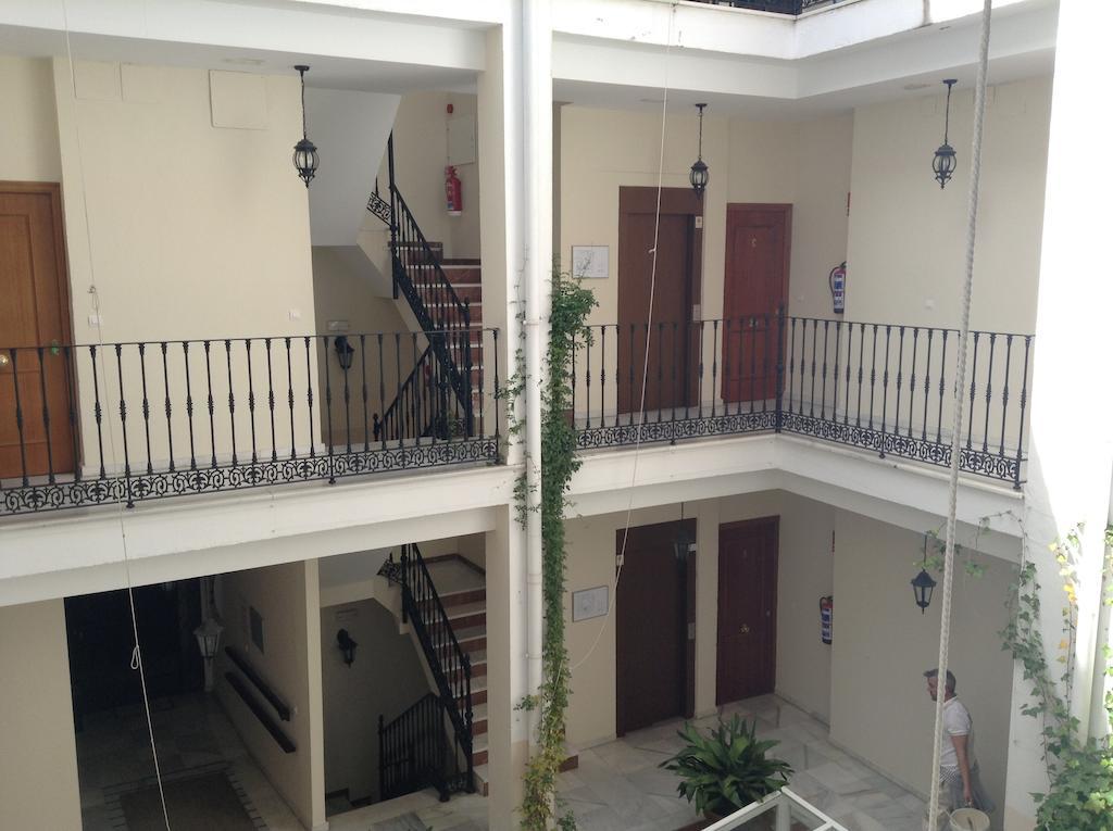 Apartamentos Las Cruces Sevilla Eksteriør billede